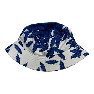 Reversible Bucket Hat Blue Feather Design OS